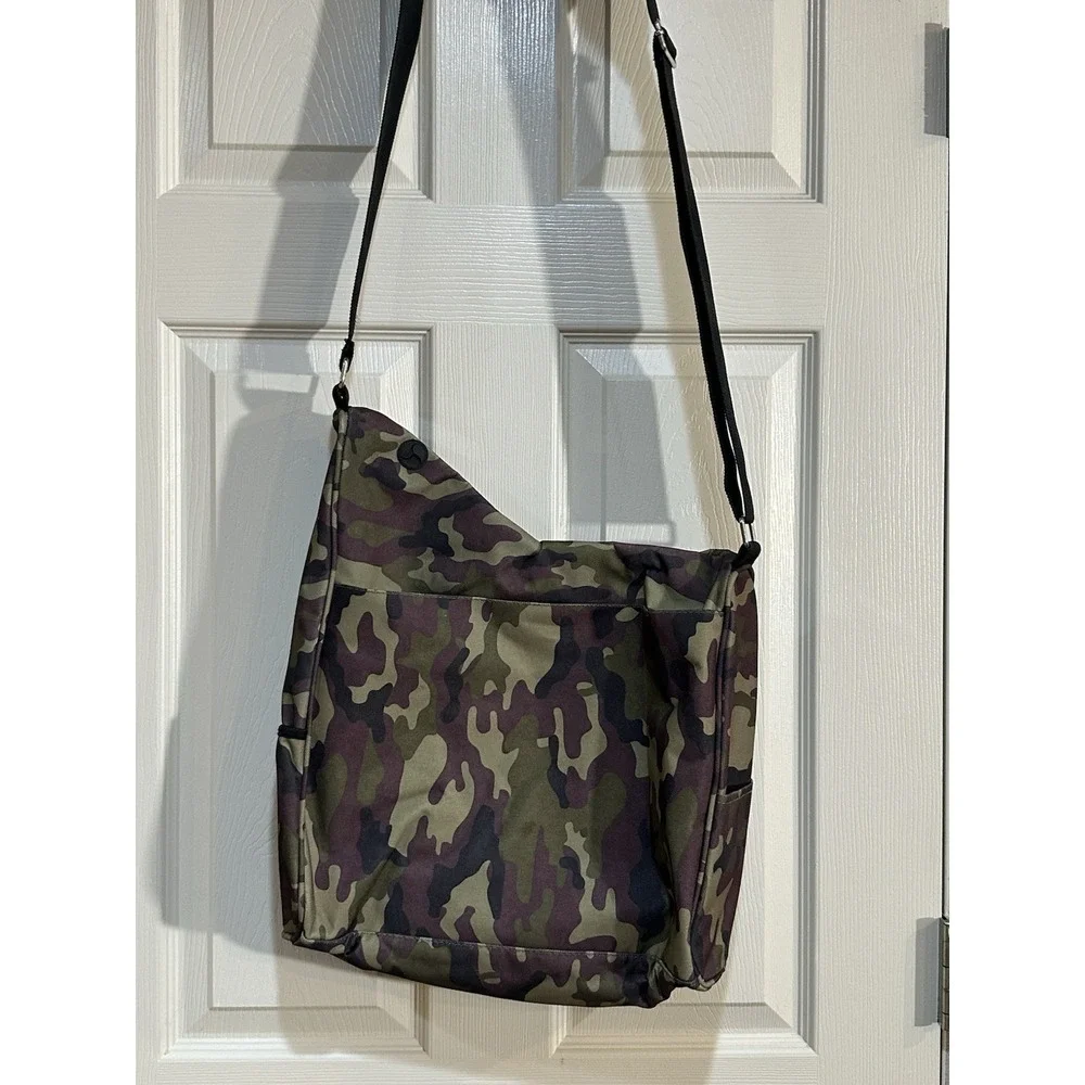 Bass Pro Shop Camo Diaper Bag‎